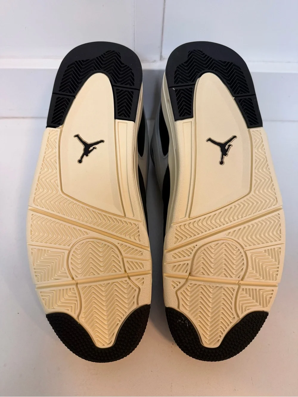 NIB Nike Air Jordan 4 RM Black & Sail Shoes Sneakers Mens Size 13 FQ7939-006